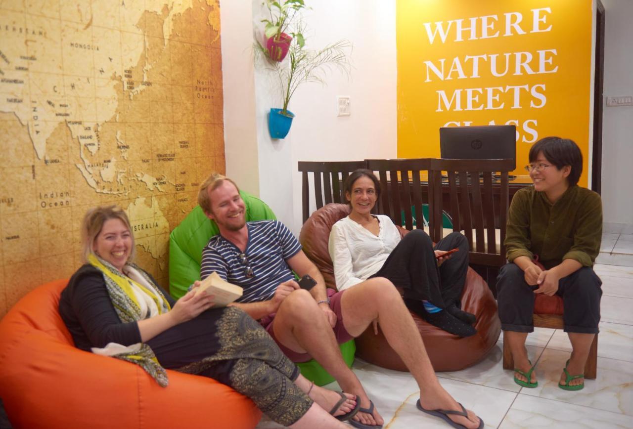 Himalayan Hostel New Delhi Ngoại thất bức ảnh