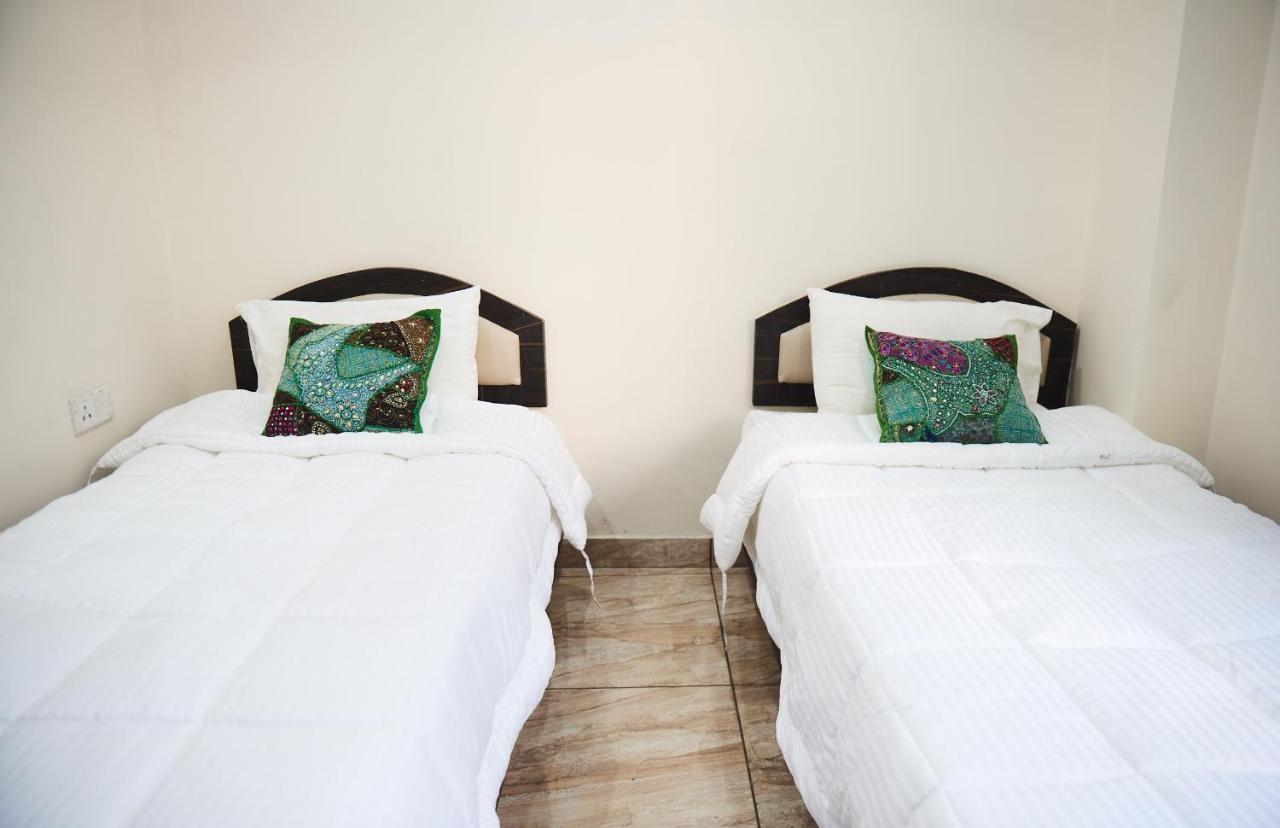 Himalayan Hostel New Delhi Ngoại thất bức ảnh