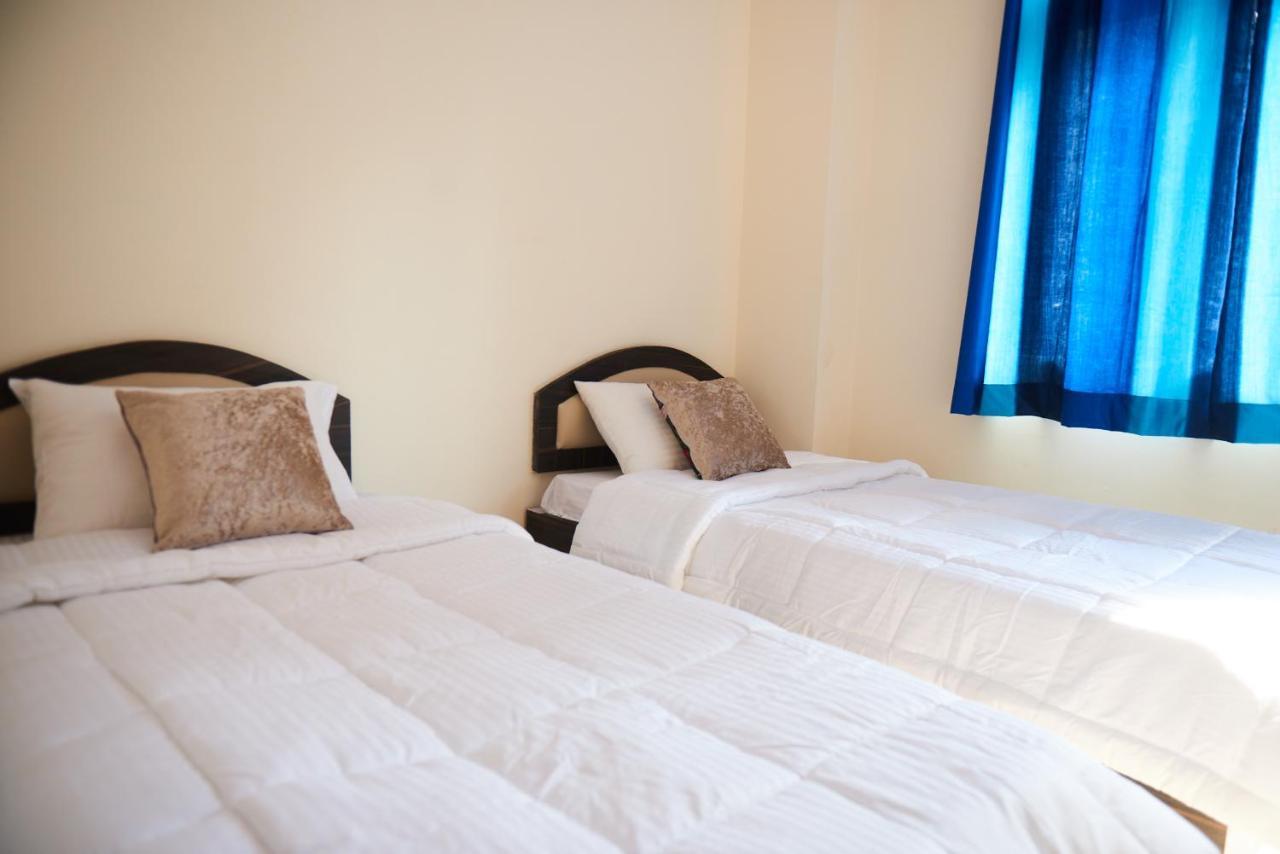Himalayan Hostel New Delhi Ngoại thất bức ảnh