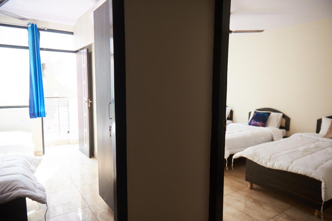 Himalayan Hostel New Delhi Ngoại thất bức ảnh