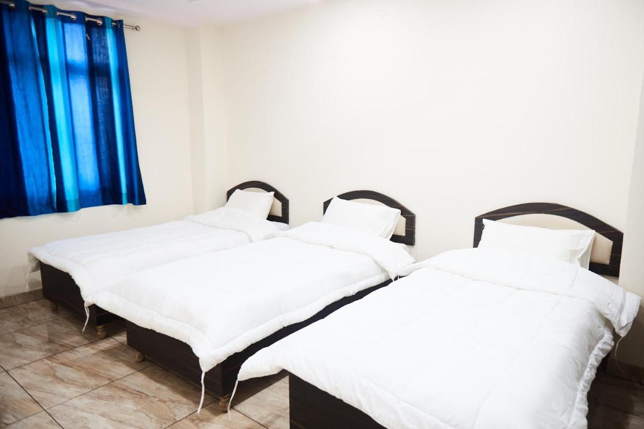 Himalayan Hostel New Delhi Ngoại thất bức ảnh